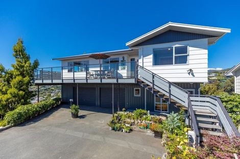 Photo of property in 93 Princes Drive, Britannia Heights, Nelson, 7010