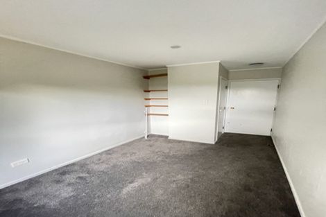 Photo of property in 40 Morriggia Place, Bayview, Auckland, 0629