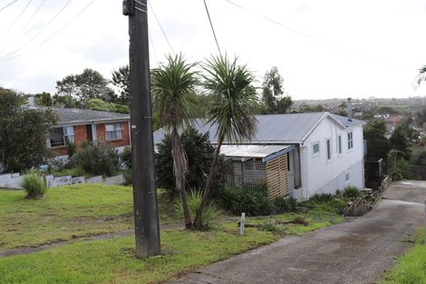 Photo of property in 579 East Coast Road, Browns Bay, Auckland, 0630