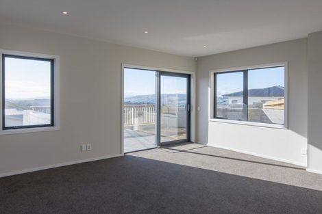 Photo of property in 2/9d Comber Place, Johnsonville, Wellington, 6037