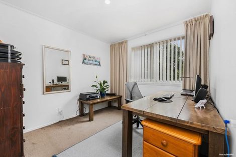 Photo of property in 4 Galilee Avenue, Red Hill, Papakura, 2110