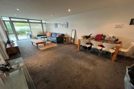 Photo of property in 2/272 Marine Parade, New Brighton, Christchurch, 8061