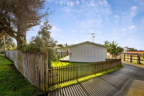 Photo of property in 139a Don Buck Road, Massey, Auckland, 0614