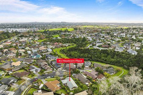 Photo of property in 41 Headcorn Place, Botany Downs, Auckland, 2010