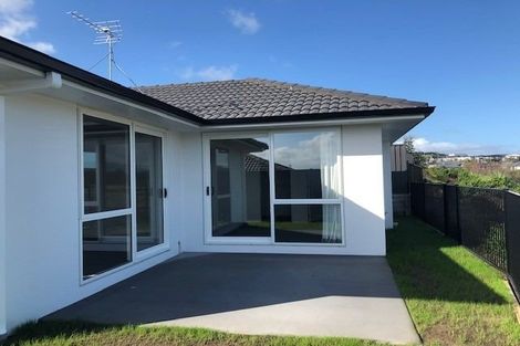 Photo of property in 31 Pioneer Crescent, Omokoroa, 3114