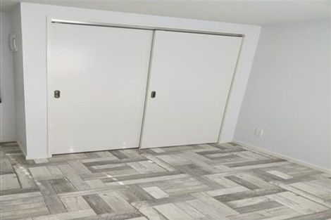 Photo of property in 54e Birkdale Road, Birkdale, Auckland, 0626