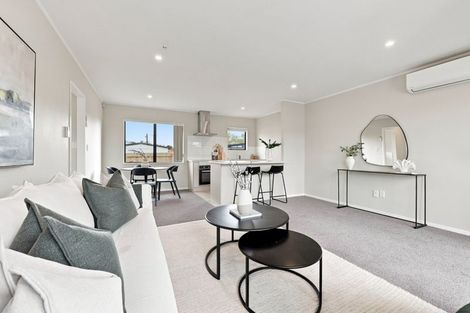 Photo of property in 2/41 President Avenue, Papakura, 2110