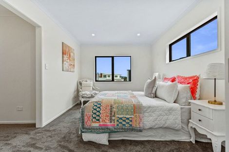 Photo of property in 39 Bristol Freighter Road, Hobsonville, Auckland, 0616