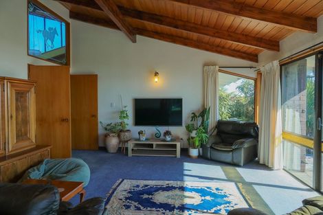 Photo of property in 22 Stanton Crescent, Karoro, Greymouth, 7805