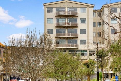 Photo of property in City Lodge, 704/115 Vivian Street, Te Aro, Wellington, 6011