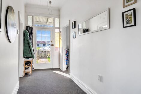 Photo of property in 14 Argyle Street, Balclutha, 9230