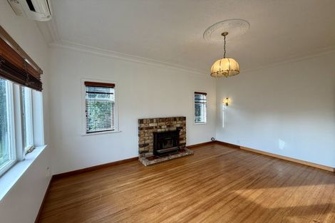Photo of property in 48 Astley Avenue, New Lynn, Auckland, 0600