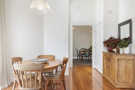 Photo of property in 6 Glade Place, Birkenhead, Auckland, 0626