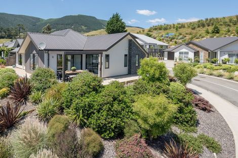 Photo of property in 15 Village Lane, Stoke, Nelson, 7011