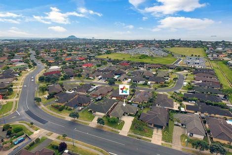 Photo of property in 723 Gloucester Road, Papamoa Beach, Papamoa, 3118