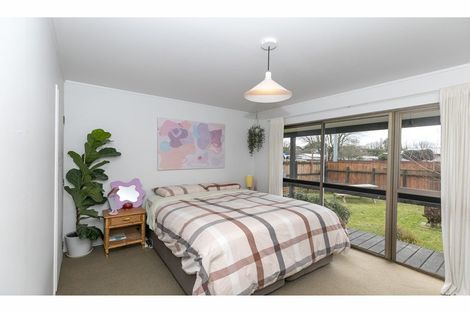 Photo of property in 407 Kahikatea Drive, Dinsdale, Hamilton, 3204