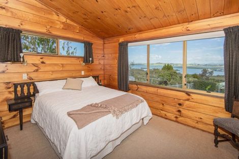 Photo of property in 78 West View Crescent, Onerahi, Whangarei, 0110