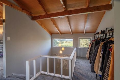 Photo of property in 2656 South Head Road, South Head, Helensville, 0874