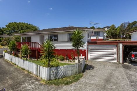 Photo of property in 1/9 Embassy Place, Glenfield, Auckland, 0629