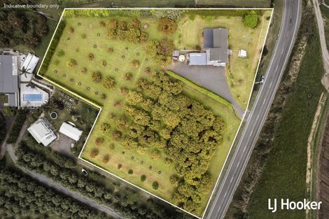 Photo of property in 117 Athenree Road, Athenree, Katikati, 3177