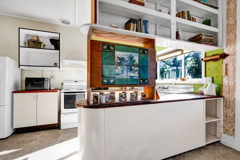 Photo of property in 10 Miro Street, Inglewood, 4330