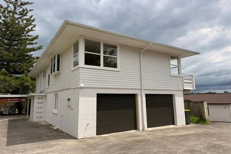 Photo of property in 19 Anne Road, Hillcrest, Auckland, 0627