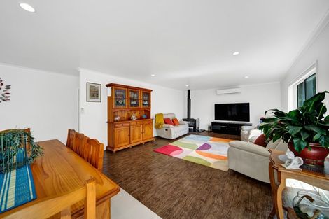 Photo of property in 24 Moulton Street, Moturoa, New Plymouth, 4310