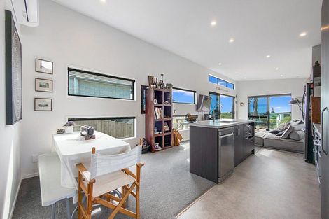 Photo of property in 20 Ross Place, Whiritoa, Whangamata, 3691