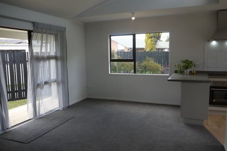 Photo of property in 33b Edgewater Parade, Waiuku, 2123