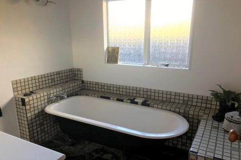 Photo of property in 47 Wairau Road, Oakura, 4314