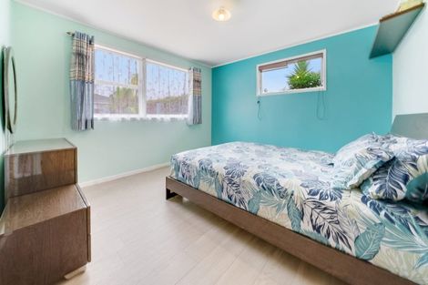 Photo of property in 30 Sunnypark Avenue, Rosehill, Papakura, 2113