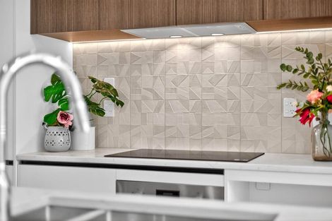 Photo of property in 7d Maroubra Place, Botany Downs, Auckland, 2010