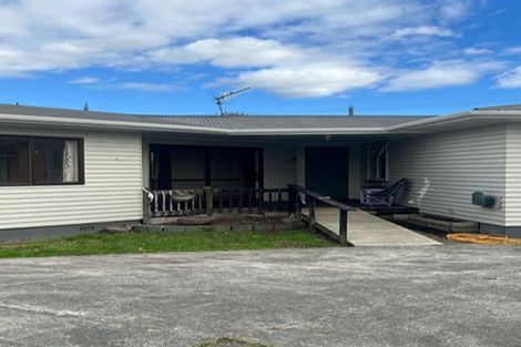 Photo of property in 158 Winchester Street, Levin, 5510