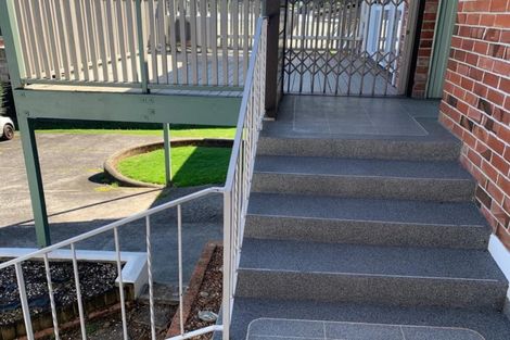 Photo of property in 2/23 Akarana Avenue, Mount Roskill, Auckland, 1041