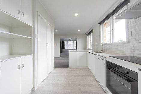 Photo of property in 27 Cotton Street, St Andrews, Hamilton, 3200