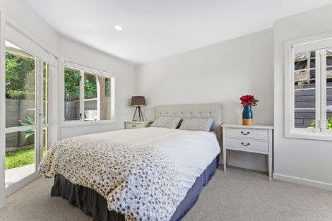 Photo of property in 2/20 Gulf View Road, Murrays Bay, Auckland, 0630