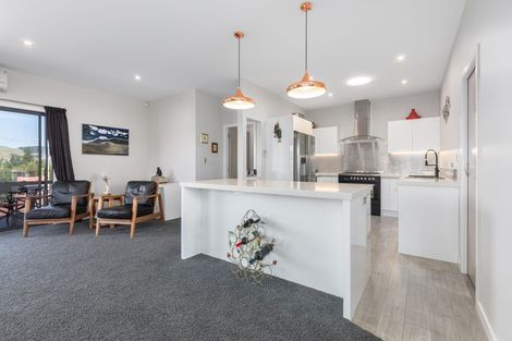 Photo of property in 154 Endeavour Drive, Whitby, Porirua, 5024