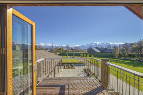 Photo of property in 8 Waimana Place, Wanaka, 9305