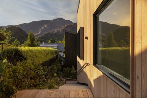 Photo of property in 4b Pritchard Place, Arrowtown, 9302