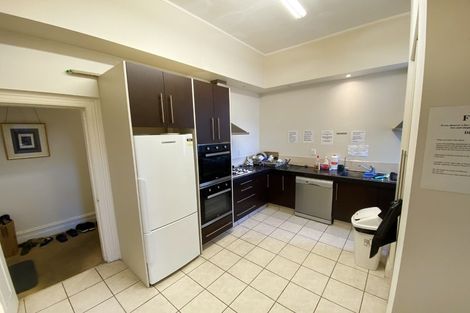 Photo of property in 39 Royal Terrace, Dunedin Central, Dunedin, 9016
