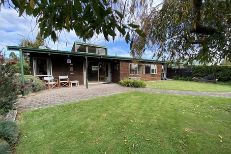 Photo of property in 15 Clare Street, Cambridge, 3434