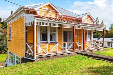 Photo of property in 12 Golf Road, Taumarunui, 3920