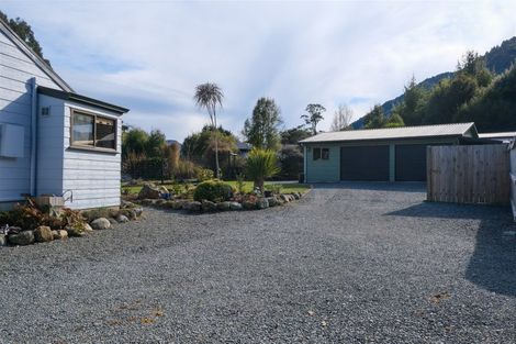 Photo of property in 53 Porika Road, Rotoroa, Murchison, 7077