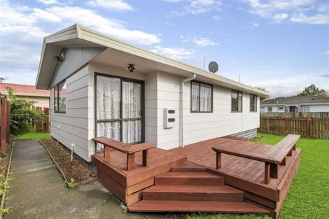 Photo of property in 2/61 Redcrest Avenue, Red Hill, Papakura, 2110