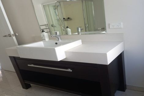 Photo of property in 212 Rangatira Road, Beach Haven, Auckland, 0626