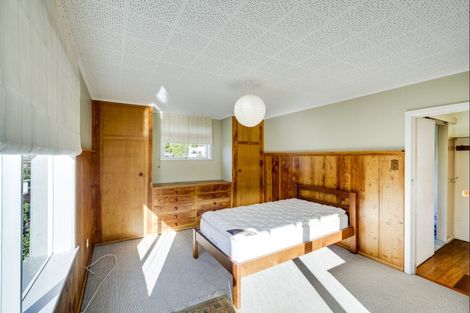 Photo of property in 109 Chaucer Road, Hospital Hill, Napier, 4110