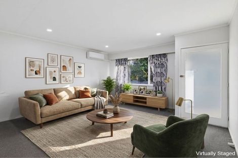 Photo of property in 2/24a Vine Street, Mangere East, Auckland, 2024
