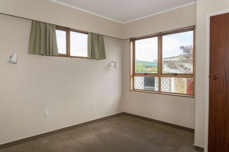 Photo of property in 2 Drummond Street, Dannevirke, 4930