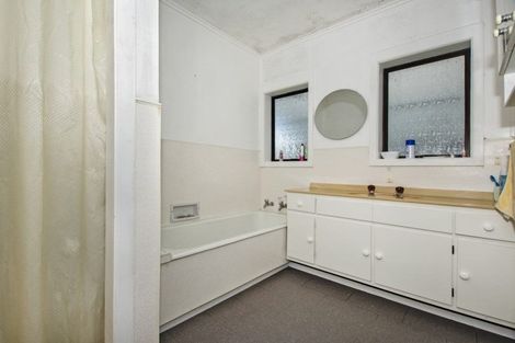 Photo of property in 5 Hinemoa Street, Onerahi, Whangarei, 0110