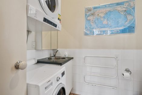 Photo of property in 3 Newman Terrace, Thorndon, Wellington, 6011